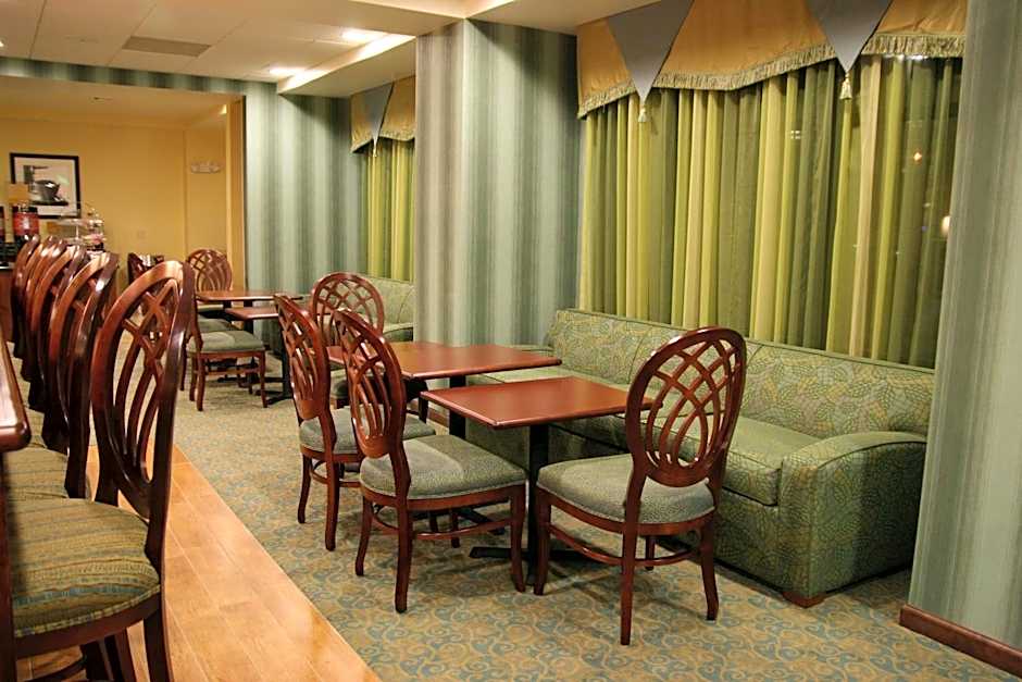 Hampton Inn By Hilton Brentwood