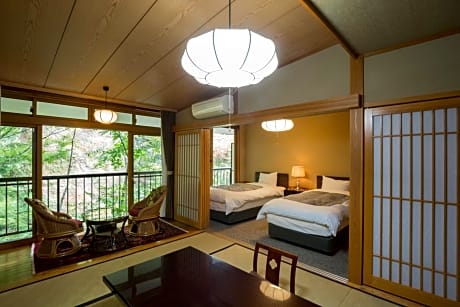 Japanese-Style Room with Tatami Area and Shared Bathroom - Main Building