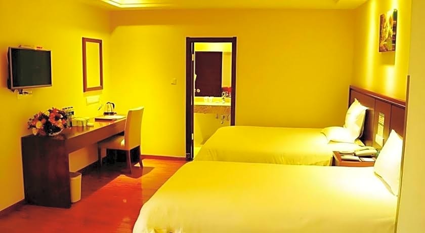 GreenTree Inn Chuzhou Dingyuan County People's Square General Hospital Business Hotel