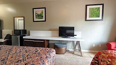 Queen Room with Two Queen Beds