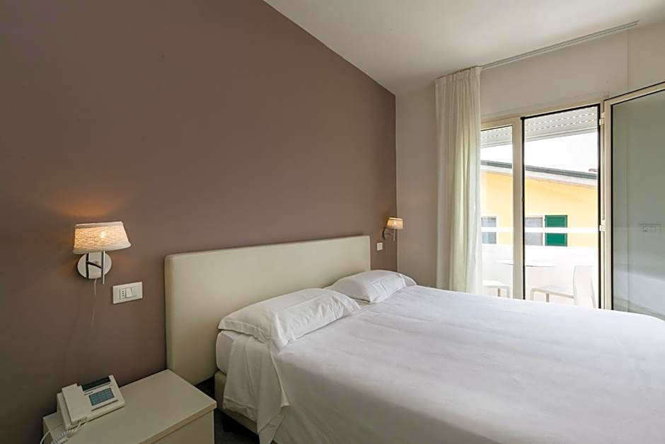 Hotel Saviola