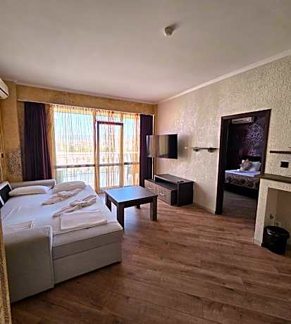 One-Bedroom Suite with Terrace and Sea View