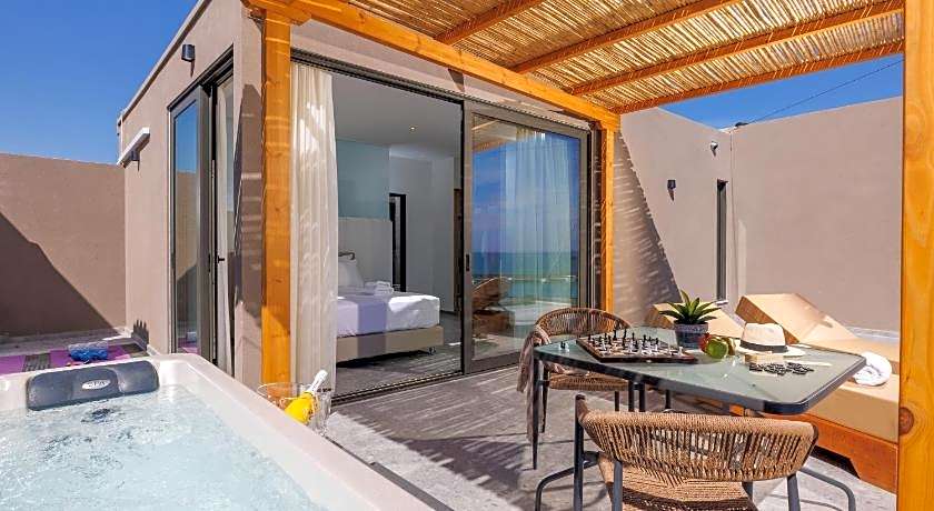 Soho SeaFront Suites