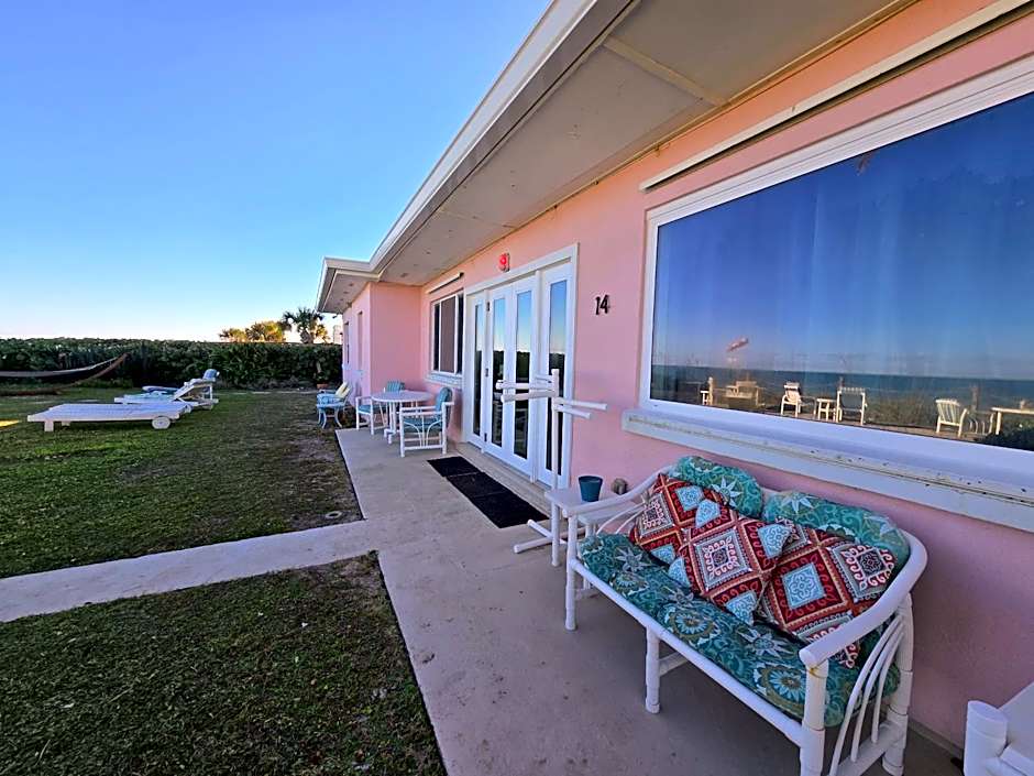 Oceanfront Sea Scape Motel