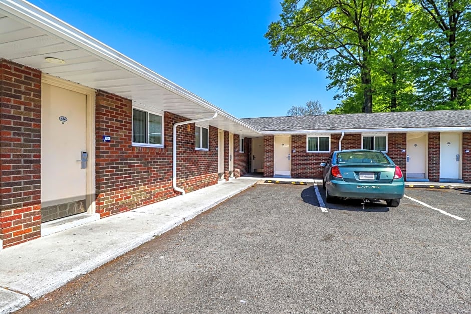 Americas Best Value Inn Avenel Woodbridge