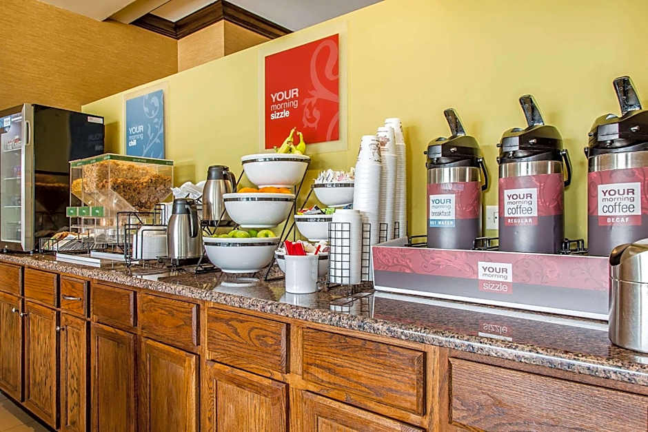 Comfort Inn & Suites Meriden East