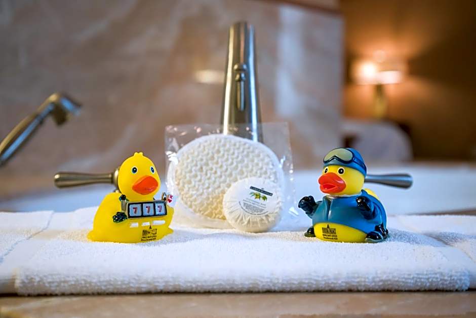 Mineral Palace Hotel & Gaming