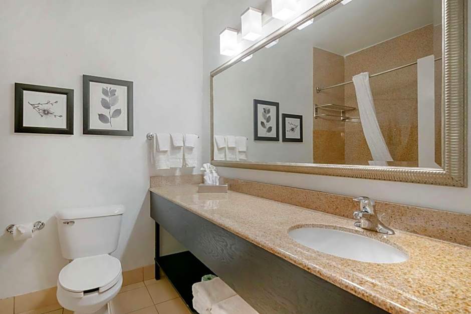 Country Inn & Suites by Radisson, Columbia, MO
