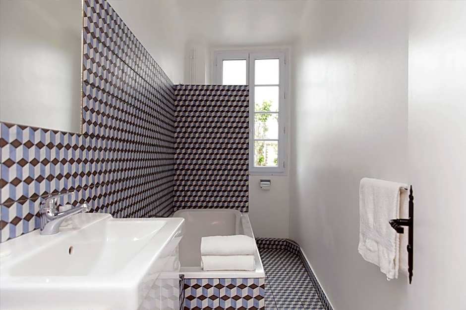 Coq Hotel