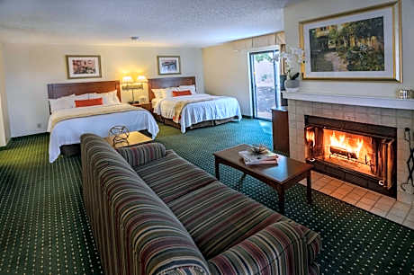 Queen Studio Suite