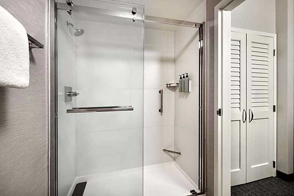 Courtyard by Marriott Memphis Airport