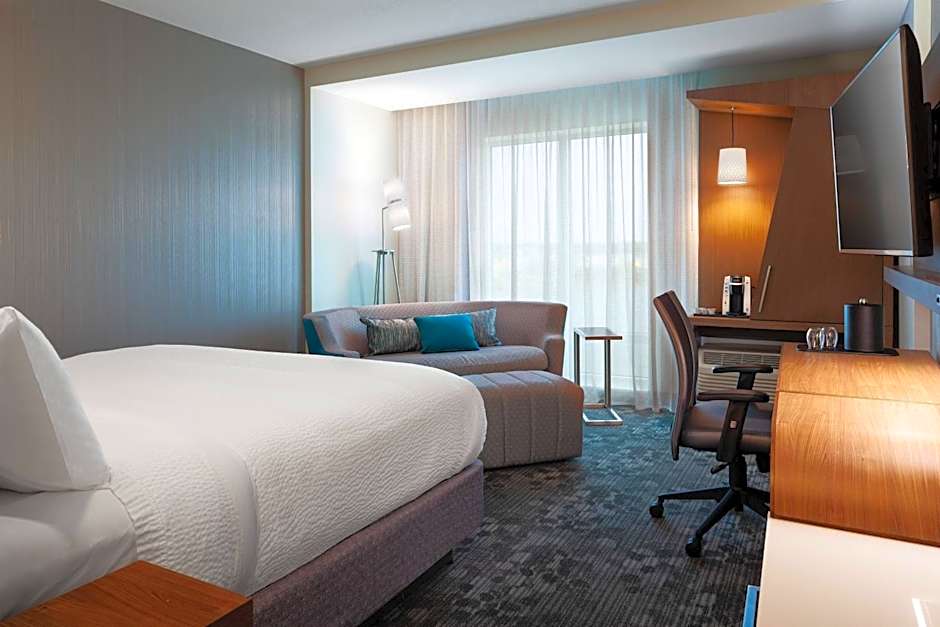 Courtyard by Marriott Winter Haven