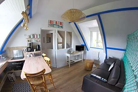 Studio with Garden View