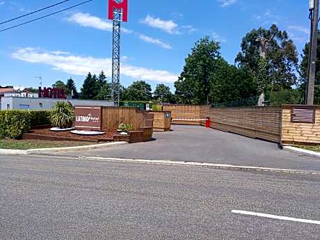Motel Latino