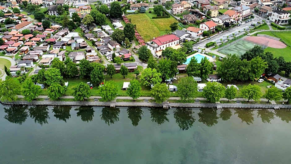 Camping Hotel Au Lac De Como