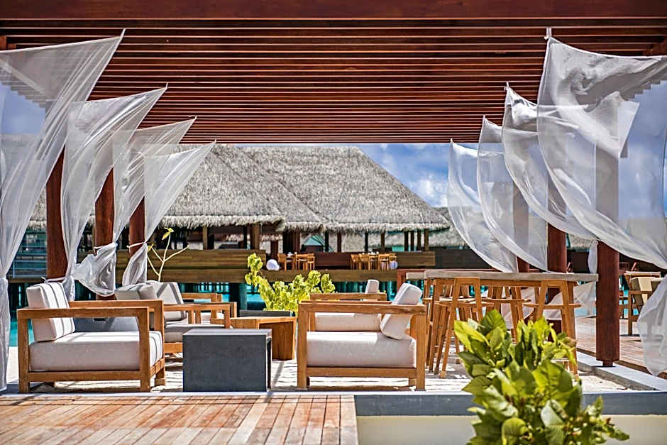 Heritance Aarah - Premium All Inclusive - 40 Minutes away from Male by Seaplane