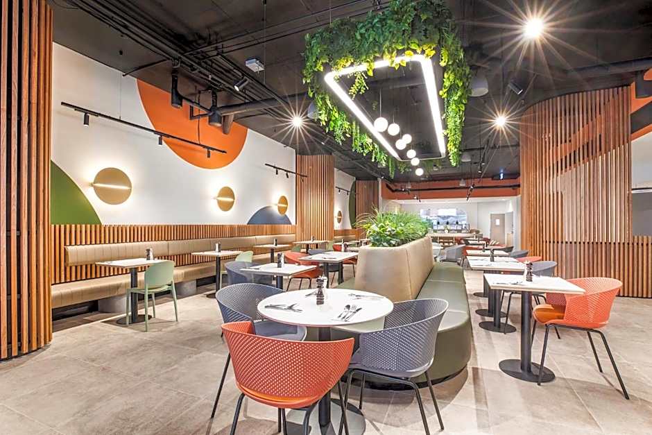 Holiday Inn Dandenong By IHG