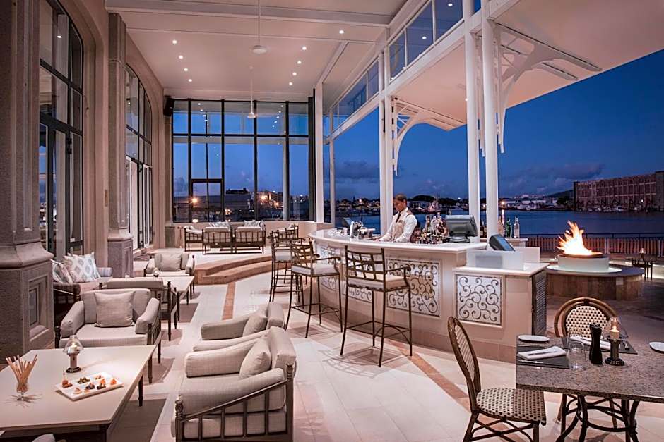 Labourdonnais Waterfront Hotel