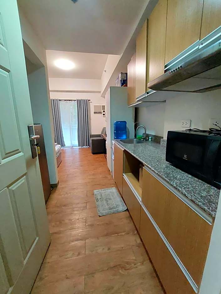 ANIA CONDO STAY