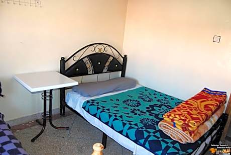 Standard Single Room with Shared Bathroom