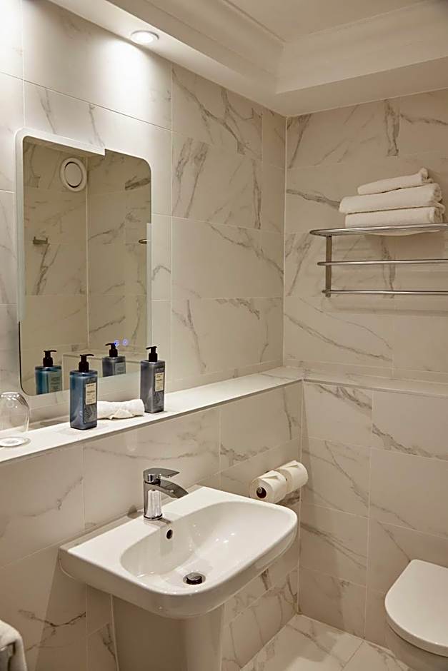 Bunratty Castle Hotel & Leisure Club, BW Premier Collection