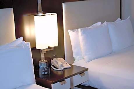 Double Room with Two Double Beds - Non-Smoking