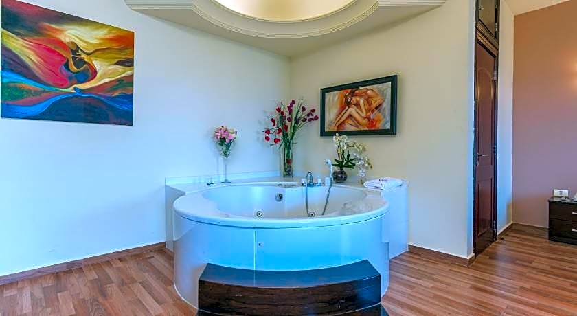 Al Murjan Palace Hotel