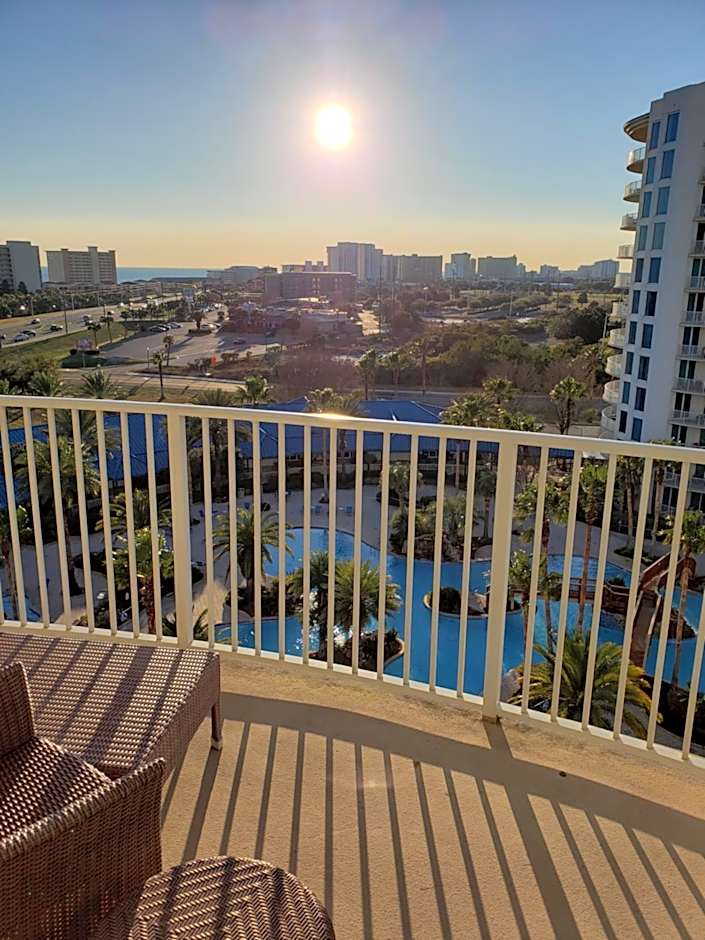 1815 A Slice of Heaven Destin - Pool & Ocean View