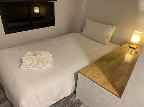 3 Single Beds
