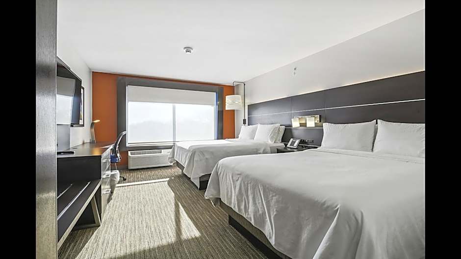 Holiday Inn Express & Suites Bensenville - OHare By IHG