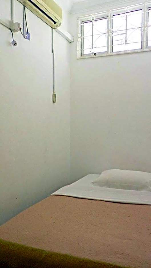 CasaPelindung Guesthouse