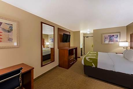 King Room - Non-Smoking