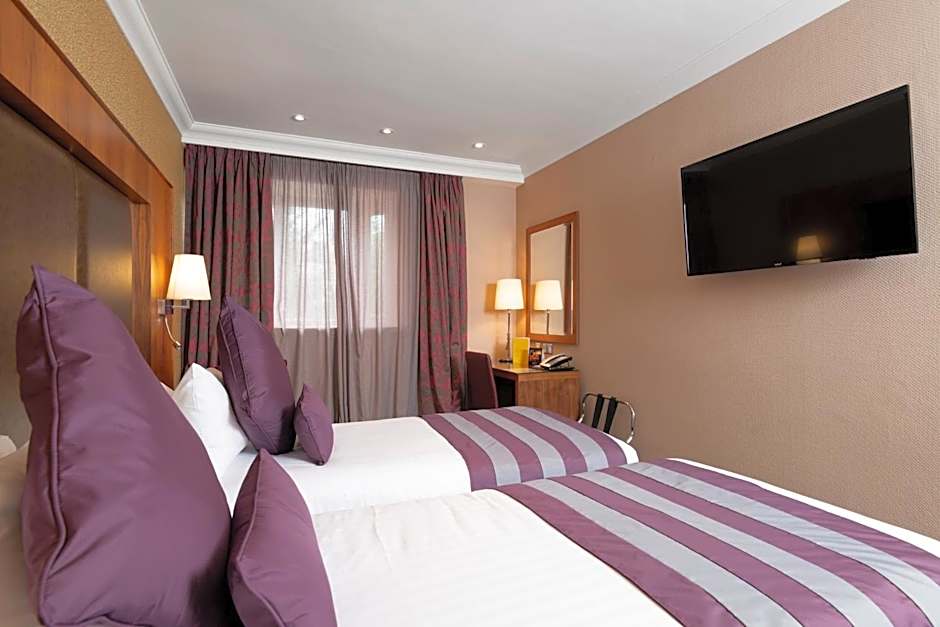 Donnington Manor Hotel