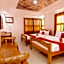 RedDoorz Plus @ Jollydays Hotel Nueva Ecija