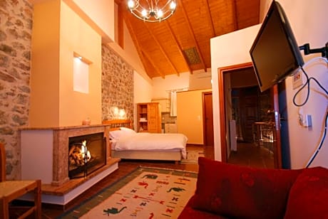 Junior Suite with Fireplace (3 Adults)