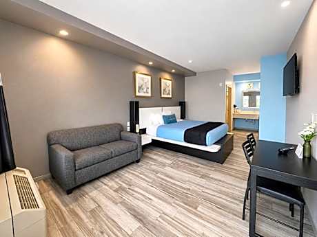 Superior King Room - Non-Smoking