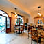 Philoxenia Hotel & Studios