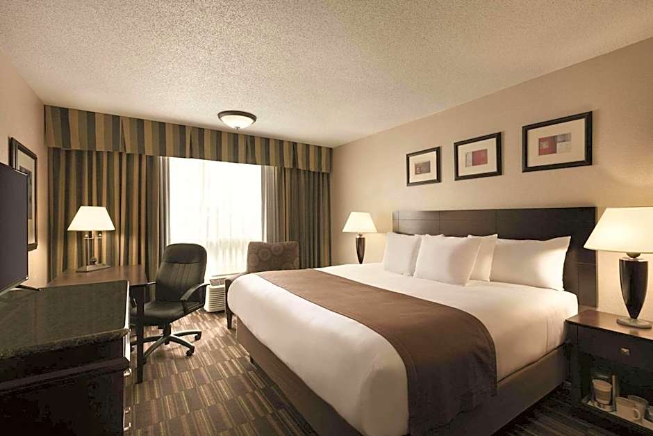 Radisson Hotel Louisville North