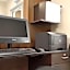 Dubuque Inn and Suites