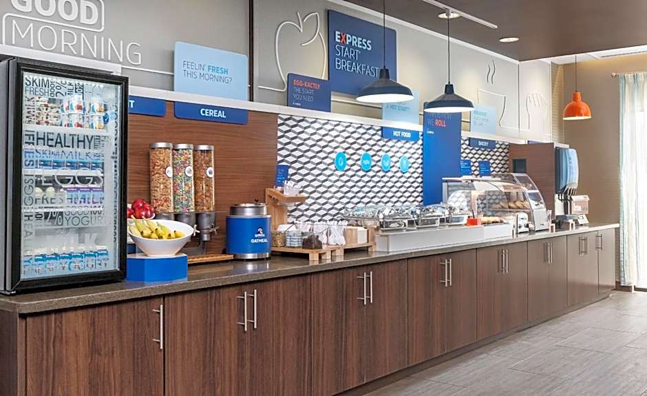 Holiday Inn Express & Suites Midland South I-20 By IHG