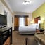 Holiday Inn Express & Suites - Atlanta Downtown by IHG