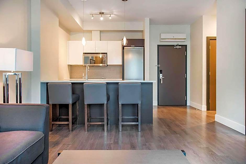 Les Suites Victoria, an Ascend Collection Hotel