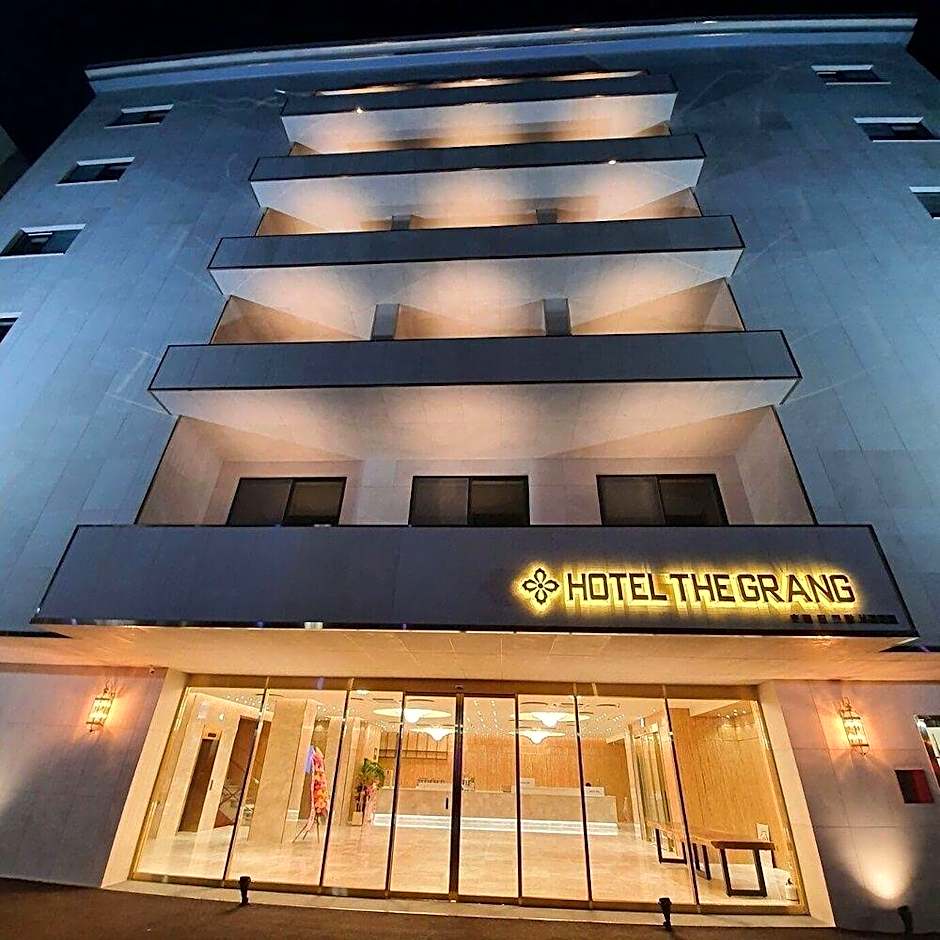Hotel The Grang Seogwipo