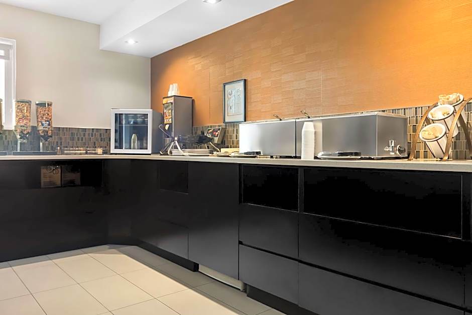 Best Western Plus Mont-Laurier