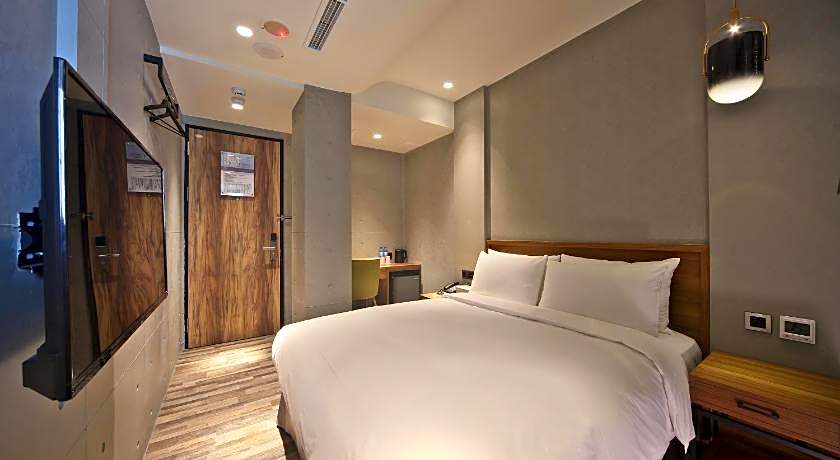 Micro Hotel