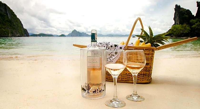 The Funny Lion - El Nido