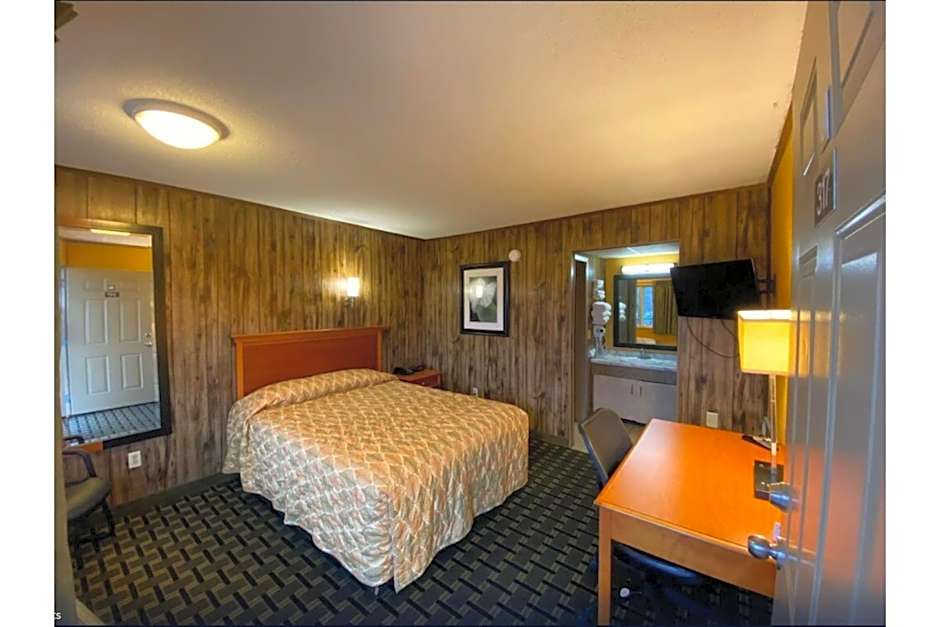 Tennessee Mountain Lodge Riverside by OYO