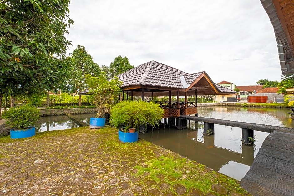 Bumi Eyang Enin Homestay Syariah