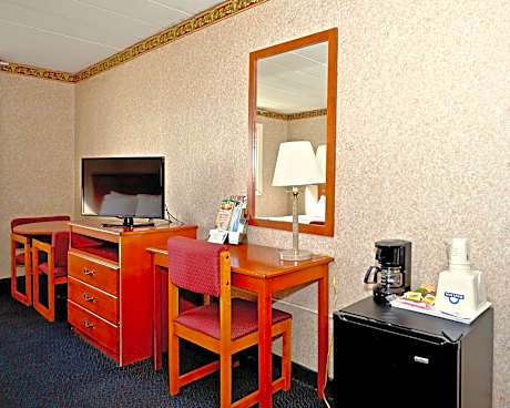 King Room - Non-Smoking