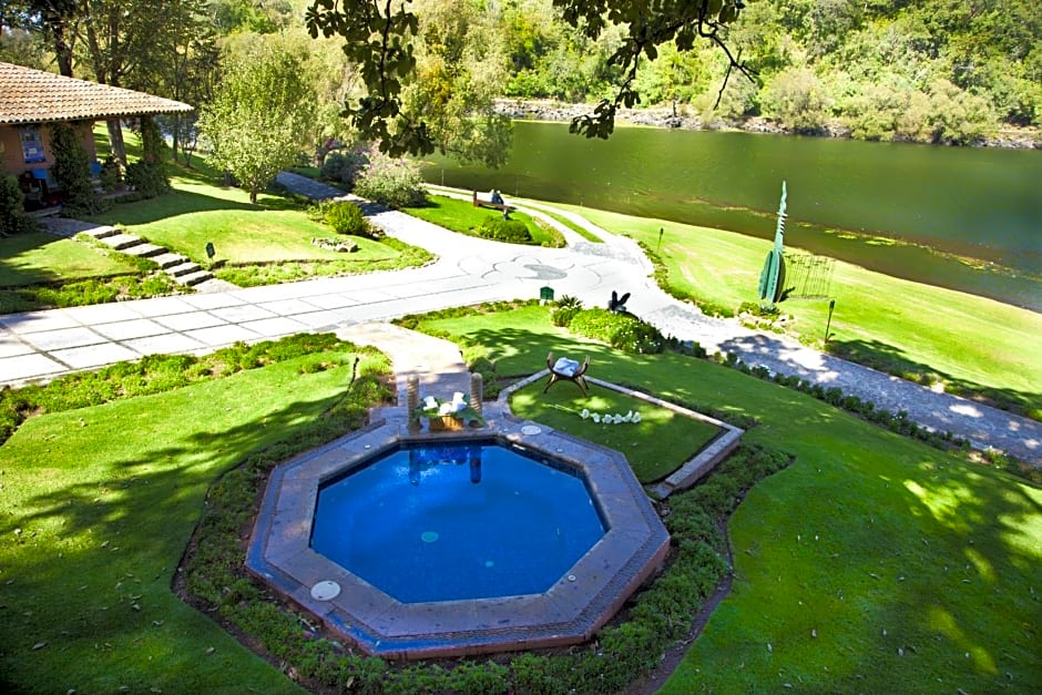 Sierra Lago